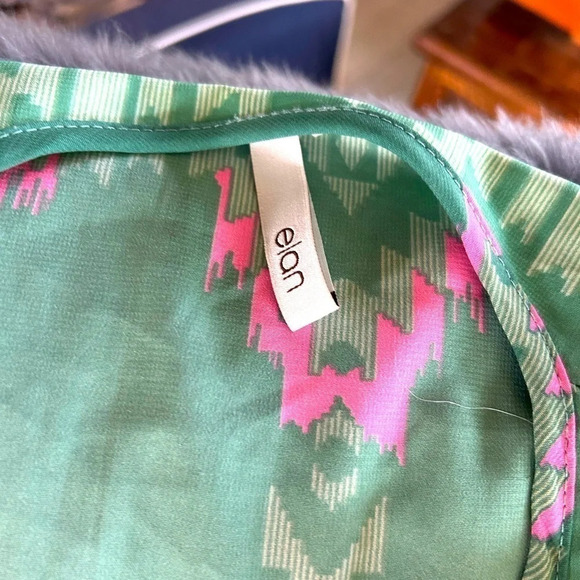 Elan cover up shorts jumpsuit mint condition size S - Picture 3 of 6